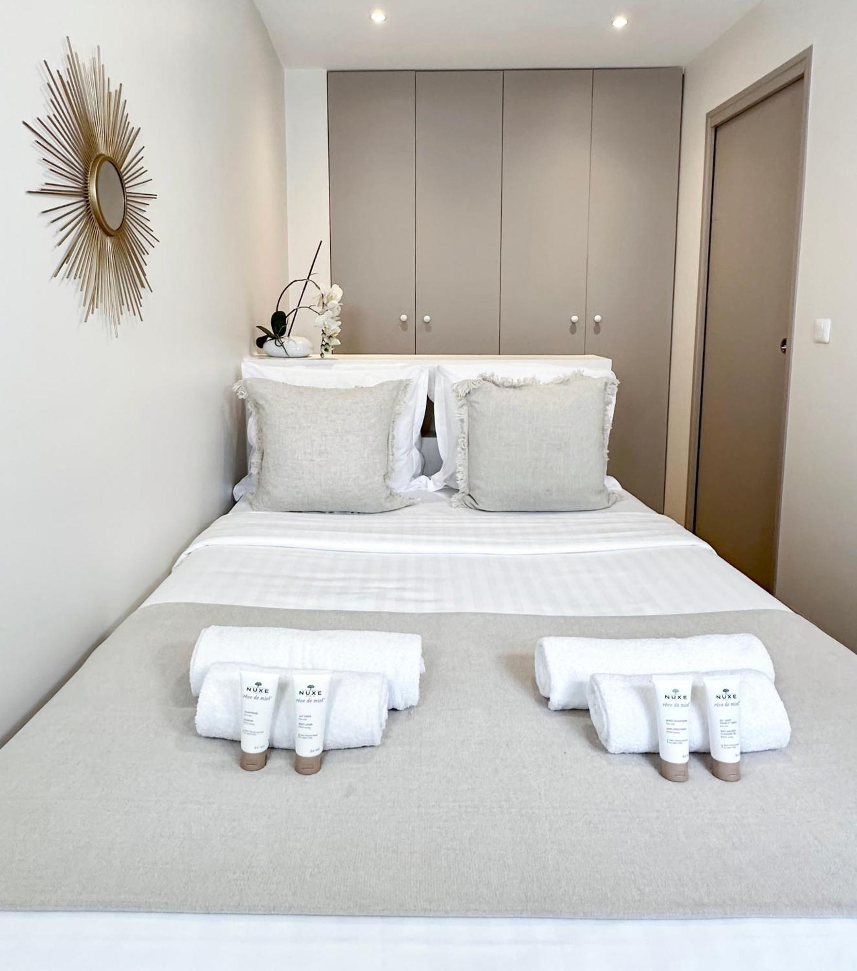 Champs-Elysees Finest Flat Apartment Paris Ngoại thất bức ảnh